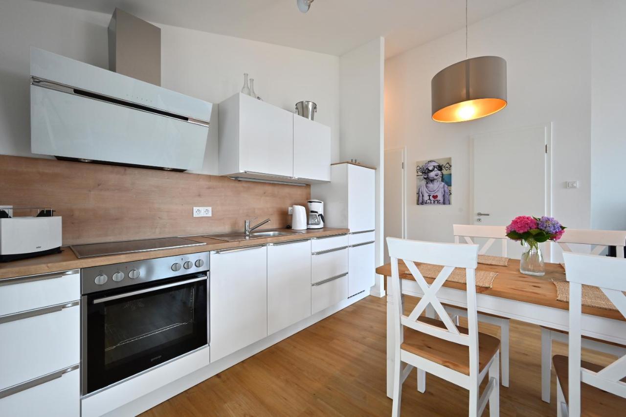 Ferienwohnung La Mola Glowe Bagian luar foto